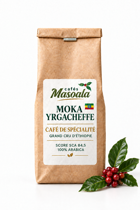 Aperçu du Moka avec la branche et la table blanche